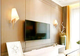 Applique-Murale-en-Verre-Givré-et-Bois-Massif-salon