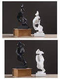 Sculpture Contemporaine évoquant le Silence