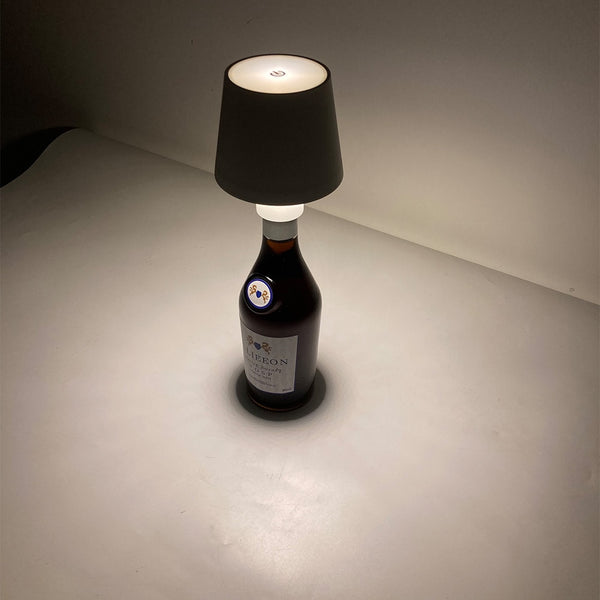 Lampe de Table Rechargeable Design LED Noir et Blanche pour Restaurant - PÉQINO