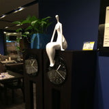 Sculpture Moderne de Femme Nue - ASPASIE