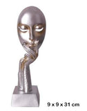 Sculpture de Visage de Femme Incarnant la Beauté Moderne