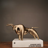 Statue Moderne de Veau Doré en Résine