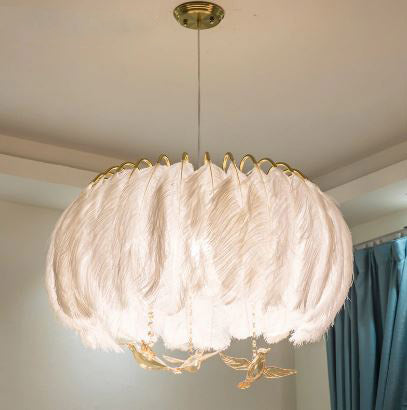 Suspension Moderne en Cristal et en Plume Blanche