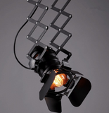 Suspension Spot Industrielle avec Volets Rétractables