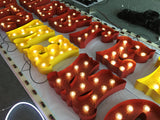 Lettres Lumineuses Géantes Vintage en Métal Personnalisées Sur Mesure. Devis gratuit
