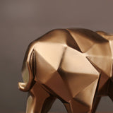 Sculpture Élephant avec Facettes Géométriques en Résine