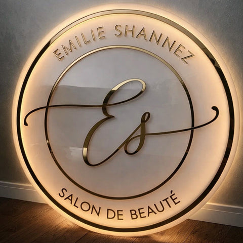Enseigne lumineuse ronde finition miroir personnalisée avec logo pour signature, podcast, salon