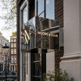 Enseigne drapeau miroir lumineuse sur mesure – Découpe laser
