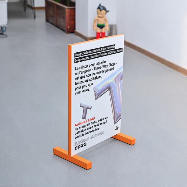 Présentoir Stop Trottoir Double Face Sur Mesure — Rack d'Exposition Sol au Plafond