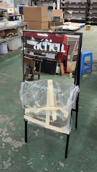 Stop Trottoir Finition Miroir Pliable avec Pieds 70x50 cm - TK01