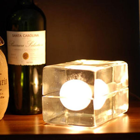 Lámpara de mesa de cubo de hielo minimalista moderna
