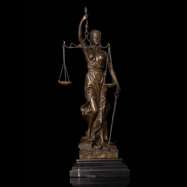 Escultura de Bronce de la Dama de la Justicia - THEMIS