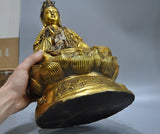 Estatua de bronce de Buda